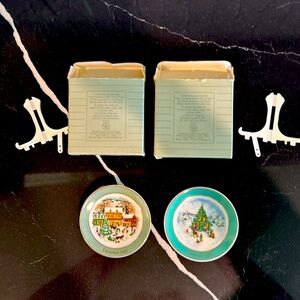 Avon Collectibles Miniature Plate Collection, lot of 2.